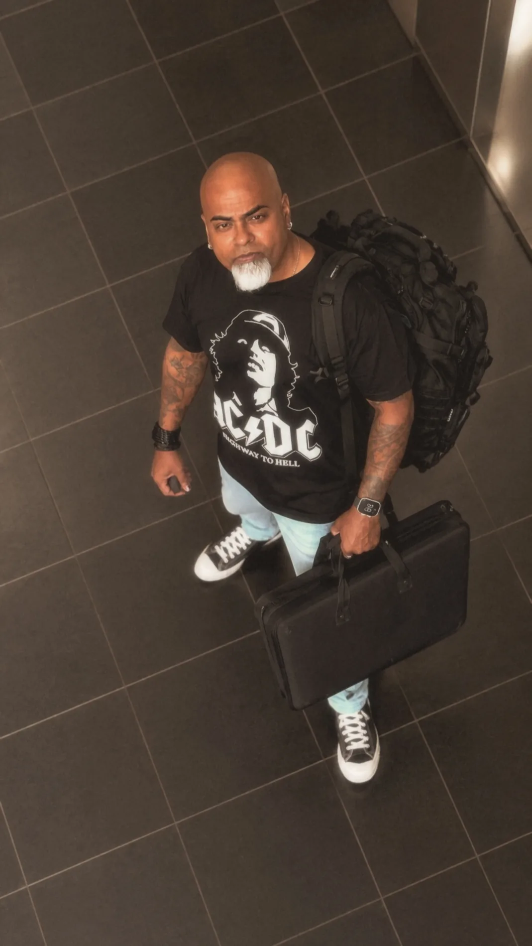 Victor Shaqur with his equipment on the way to an event